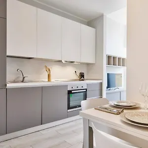 Appartamento Cenisio Elyon, Milano